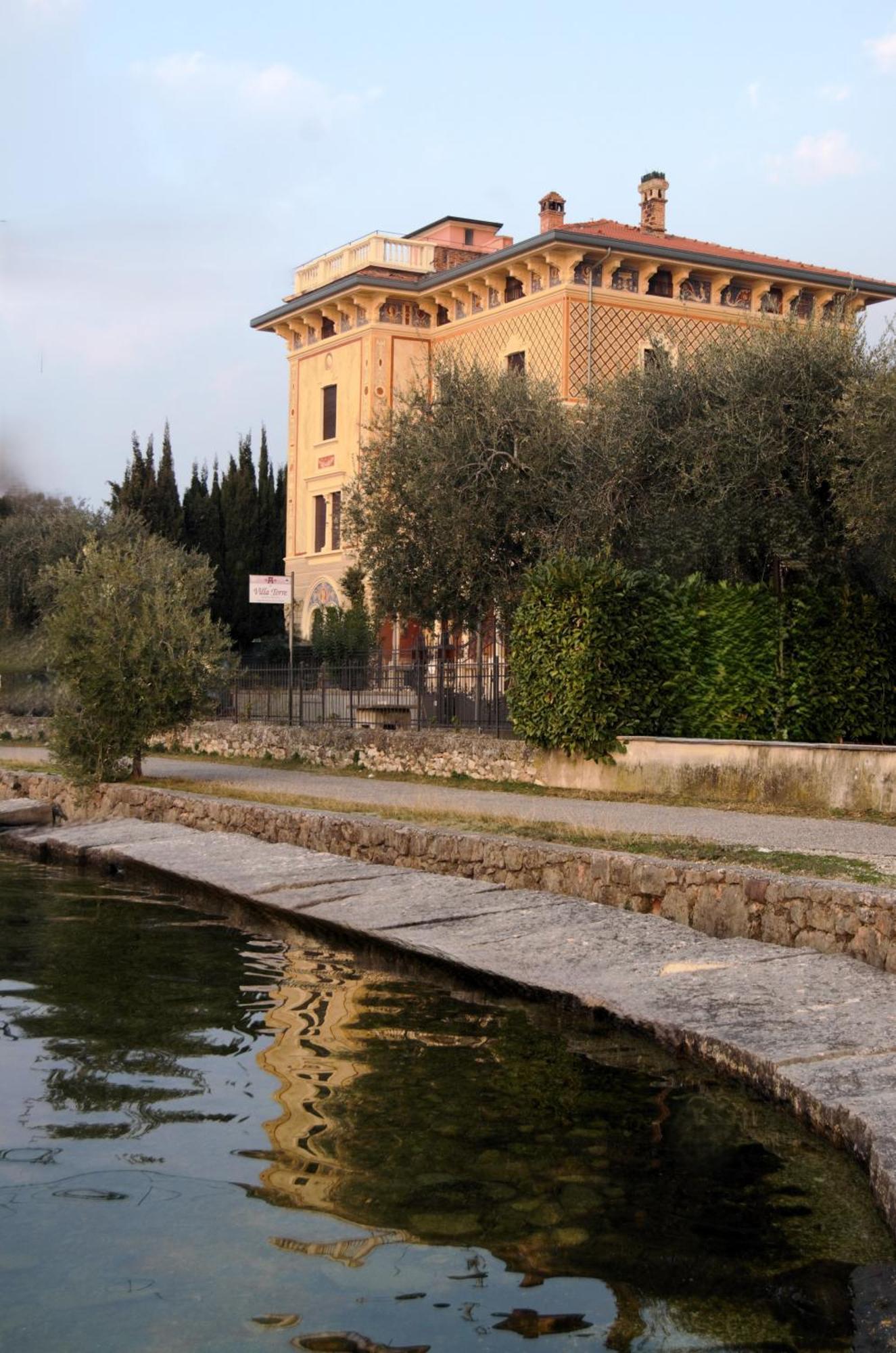 Torre - Atmosfera Romantica Brenzone sul Garda